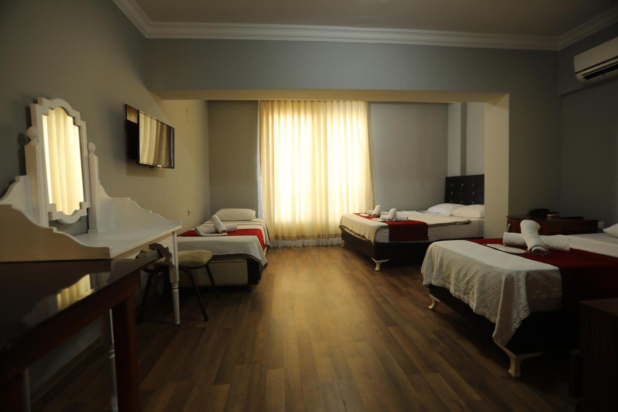 Balsen Hotel 阿纳穆尔 外观 照片